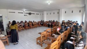 Suasana ruangan mahasiswa PGSD Unitri dalam Praktikum mata kuliah Bimbingan Konseling