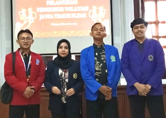 Foto bersama beberapa pengurus Forum Lembaga Legislatif Mahasiswa Indonesia (FL2MI)