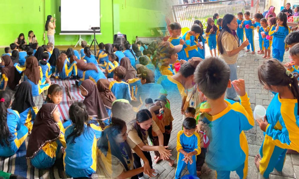 Dokumentasi mahasiswa Fakultas Ilmu Pendidikan UNITRI Malang saat menggelar sosialisasi tentang cara mencuci tangan dan menyikat gigi yang baik dan benar kepada siswa kelas I hingga IV SD Negeri 3 Jedong